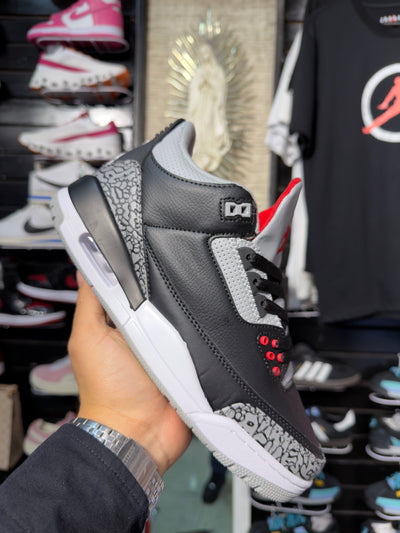 Jordan 3 Black Cement foto 1